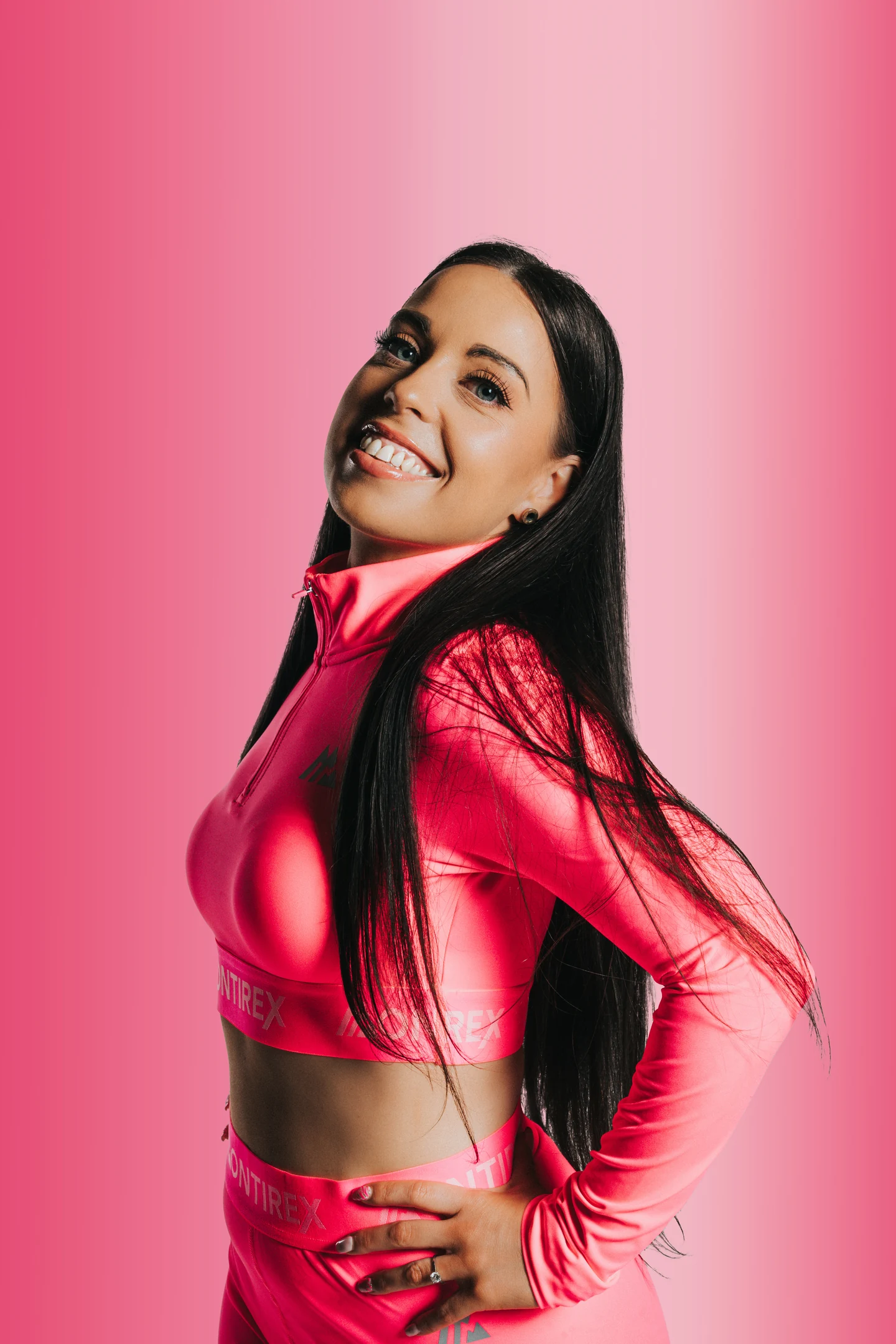 Hannah Taylor in pink, from her official artist photoshoot